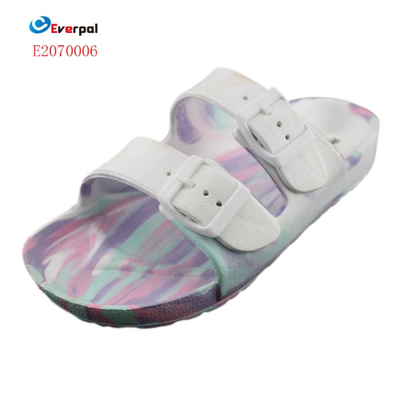 Pasar Sandal Indoor Inovatif Munggah, Panglipur lan Eco-Kanca Dadi Tren Kesalahan