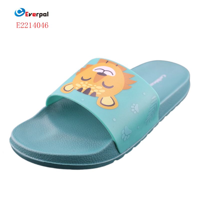 Sandal Desainer Anak